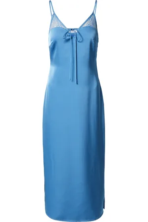 EDITED the label Vestido 