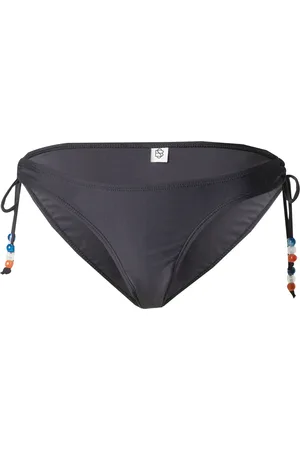 Beck Söndergaard Braga de bikini 