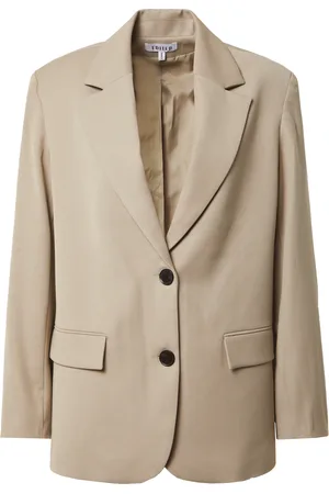 EDITED the label Blazer 