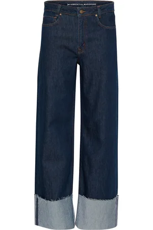 My Essential Wardrobe Vaquero 