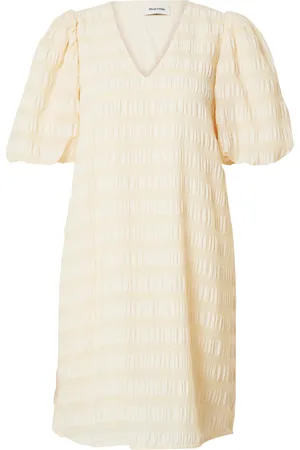Modstrom Vestido 