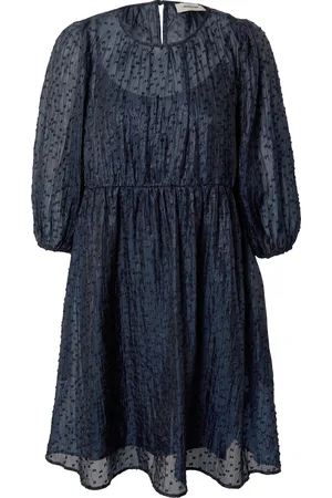 Modstrom Vestido 