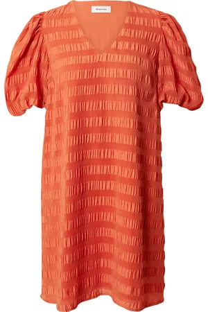 Modstrom Vestido 