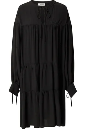 Modstrom Vestido 