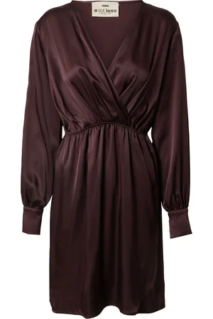 A LOT LESS Vestido 
