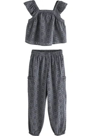 Next Conjunto