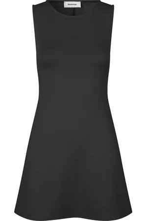 Modstrom Vestido 