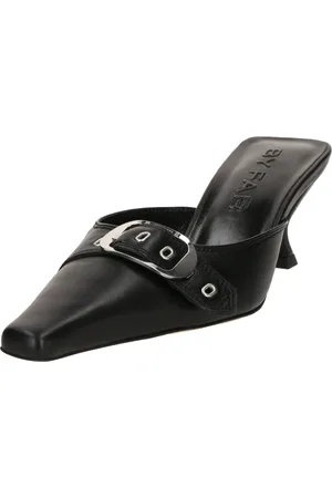 By Far Zapatos abiertos 