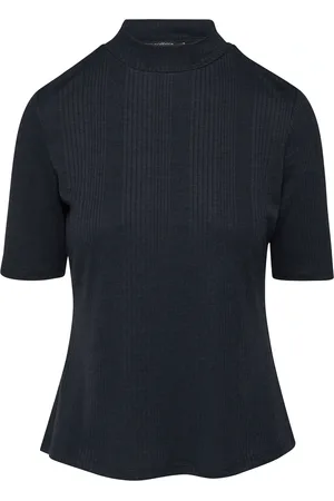 Comma, Camiseta