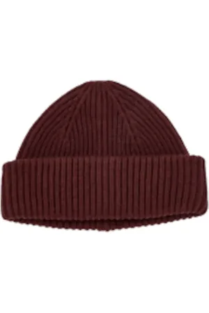 EDITED the label Gorra 