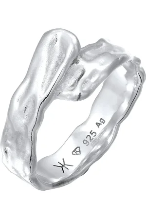 Kuzzoi Anillo