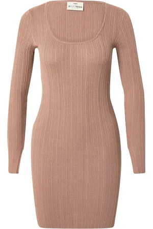 A LOT LESS Vestido 