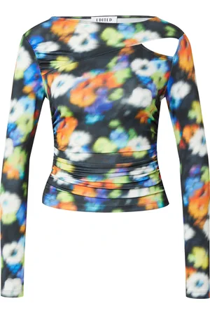 EDITED the label Camiseta 