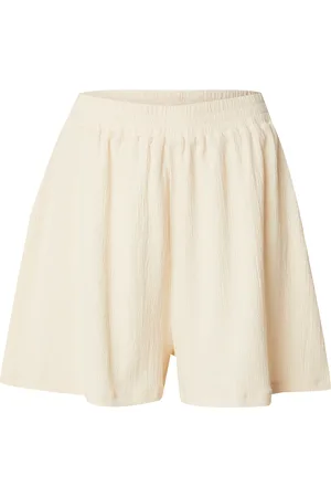 EDITED the label Pantalón 