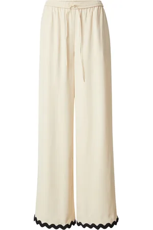 EDITED the label Pantalón 