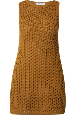 EDITED the label Vestido 
