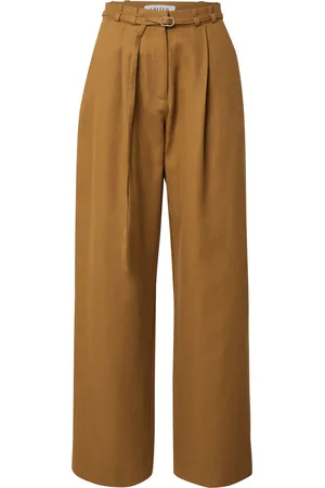 EDITED the label Pantalón 