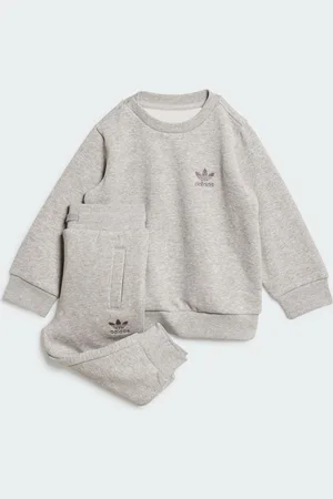 adidas Conjunto sudadera cuello redondo y pantalón (Bebé)