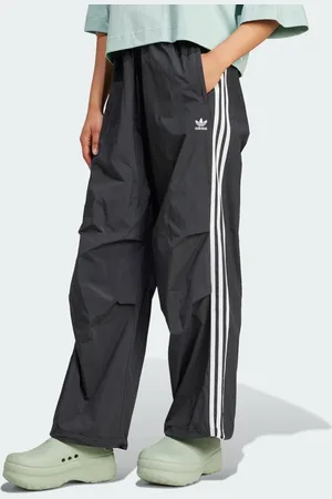adidas Pantalón Woven Parachute 3 bandas