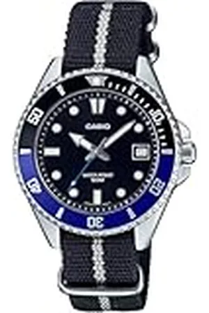 Casio Reloj Analógico para Hombre de Cuarzo con Correa en Acero Inoxidable MDV-10C-1A2VEF