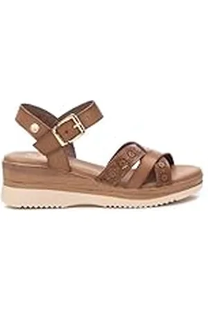 Xti Sandalia Mujer Taupe - Calzado Cómodo y Versátil - Moda casual - Modelo 14385102 (Talla 38)