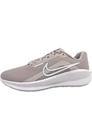 Nike Downshifter 13, Sneaker Mujer, Violeta Platino/Blanco-Fotón D, 36.5 EU