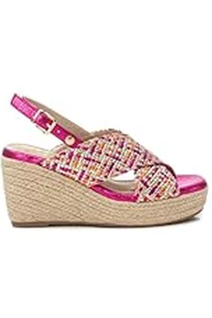 Xti Sandalia Mujer Fucsia - Calzado Cómodo y Versátil - Moda casual - Modelo 14382502 (Talla 39)