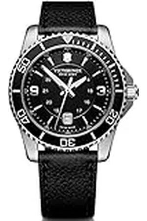 Victorinox Maverick Ø 43 mm Reloj de Pulsera de Hombre, Swiss Made, Cuarzo analógico, Sumergible hasta 100 m, Cristal de Zafiro, Pulsera de Piel, Negro