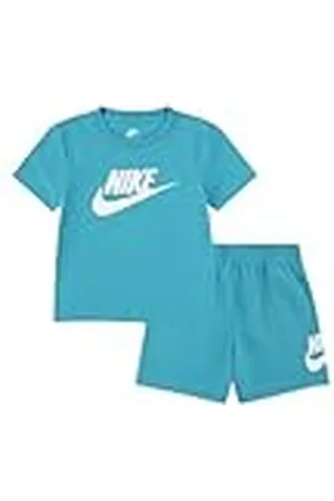 Nike Club Tee & Short Set