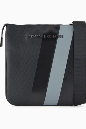Armani Exchange Bolso bandolera plano con monograma y rayas