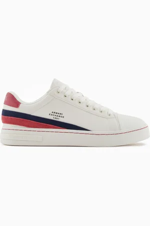 Armani Exchange Zapatillas con detalles en contraste en la parte trasera.