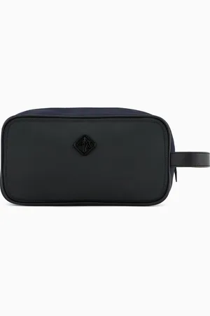 Armani Exchange Estuche bonito con cremallera de nailon y logo