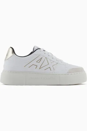 Armani Exchange Zapatillas con suela alta y logo en contraste.