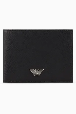 Emporio Armani Cartera con bolsillo monedero de piel saffiano regenerada con placa de águila ASV