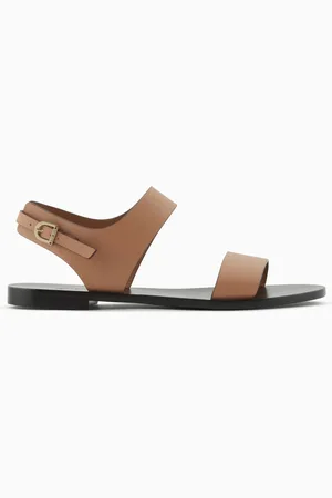 Giorgio Armani Sandalia plana de piel