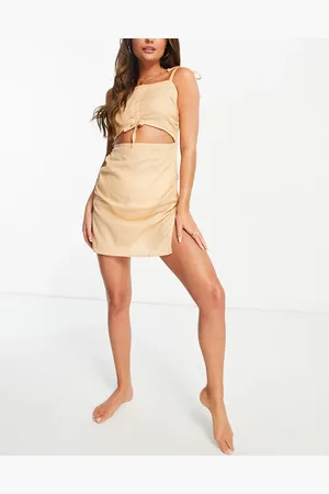 ASOS Vestido de playa corto color coral fruncido con lazada en la parte delantera de -Naranja