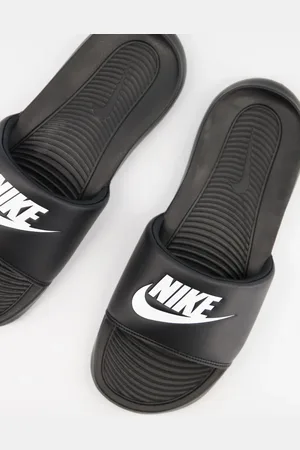 Nike Sandalias negras Victori One de -Negro