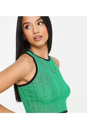 ASOS Camiseta de tirantes con cuello de nadadora y detalle cruzado en la espalda de punto de ASOS DESIGN Petite