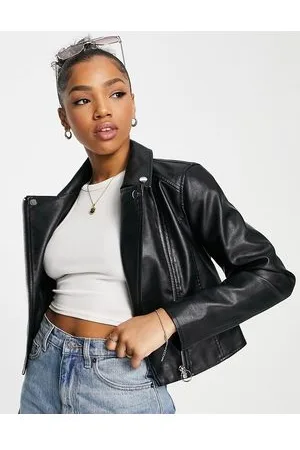 Miss Selfridge Chaqueta biker de cuero sintético en de