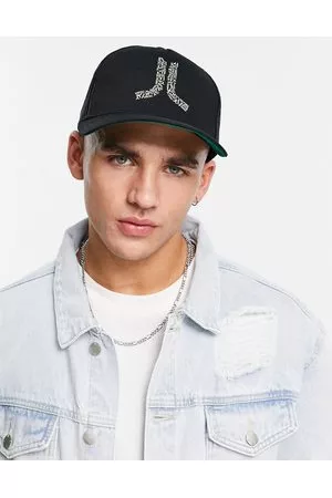 WeSC Gorra negra con logo de