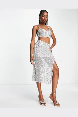 Miss Selfridge Bralette con adornos y detalle de cuerda premium de (parte de un conjunto)