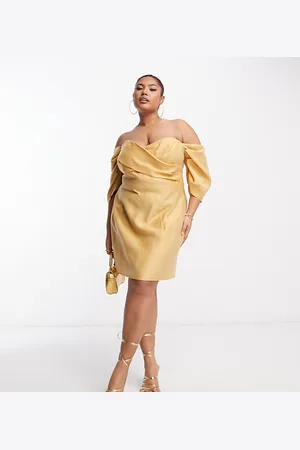 ASOS Vestido corto color plisado con escote Bardot, acabado lavado y detalle cruzado en el pecho de ASOS DESIGN Curve-Beis neutro