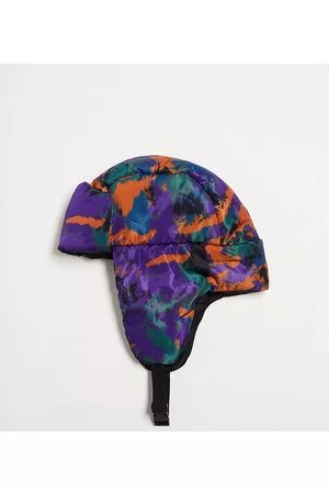Reclaimed Sombrero acolchado unisex de estilo aviador con estampado de camuflaje de