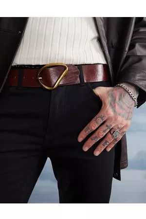 ASOS Hombre Cinturones - Cinturón ancho de cuero sintético con hebilla abstracta dorada pulida de