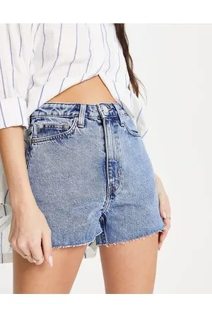 Weekday Pantalones cortos mom de talle alto con lavado Rowe de