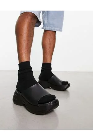 ASOS Sandalias negras con suela gruesa de