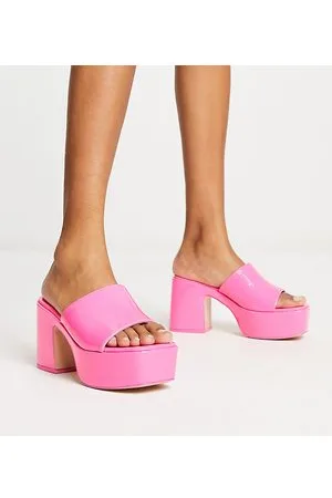 Public Desire Mules acharolado con plataforma Ariel exclusivas de