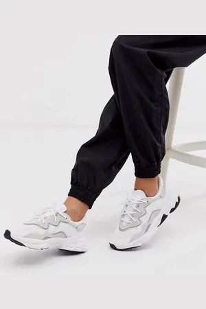 adidas Zapatillas de deporte color hueso y grises Ozweego de -Blanco