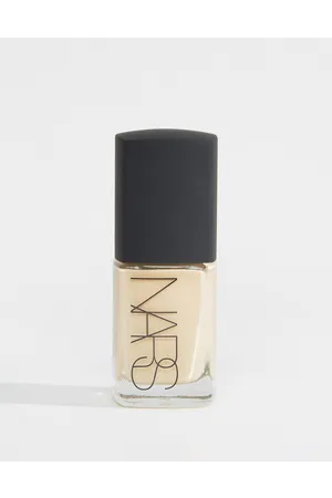NARS Maquillaje-luminoso-transparente-de--Beis