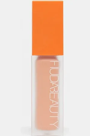 HUDA BEAUTY Corrector color #FAUXFILTER de -Naranja